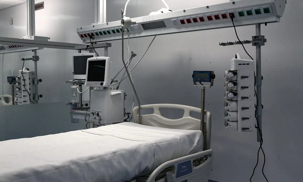 Αναστάτωση στην κλινική που επιτάχθηκε: «Περιμένουμε τα φύλλα πορείας για τους εργαζόμενους»
